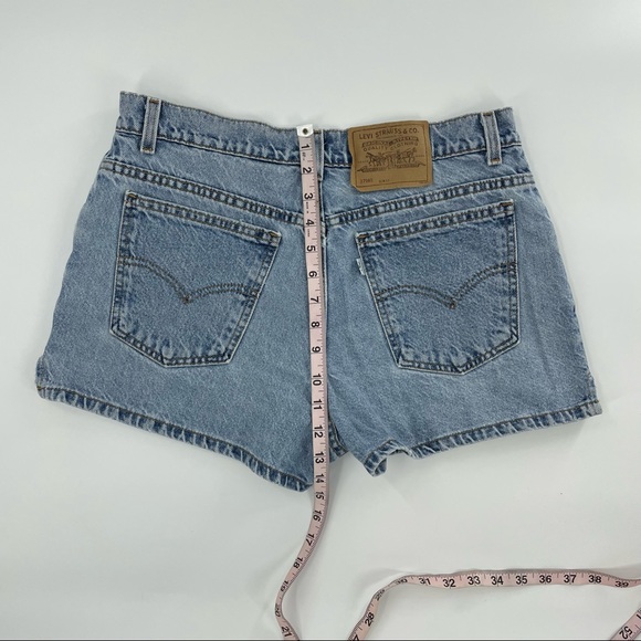 Levi’s Vintage 912 High Rise White Tab Y2K Shorts 28 - Picture 6 of 10